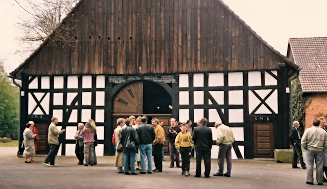 Besuch auf dem Hof Leiwesmeier Besuch auf dem Hof Leiwesmeier