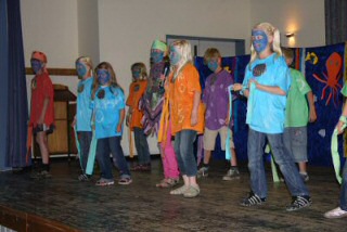 Die Kinder der Tanz-AG führen das Musical
