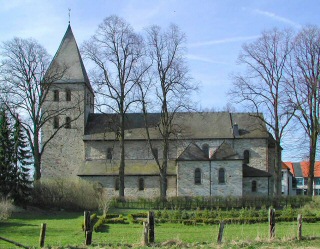 Pfarrkirche St. Landelinus (Ansicht v. Süden